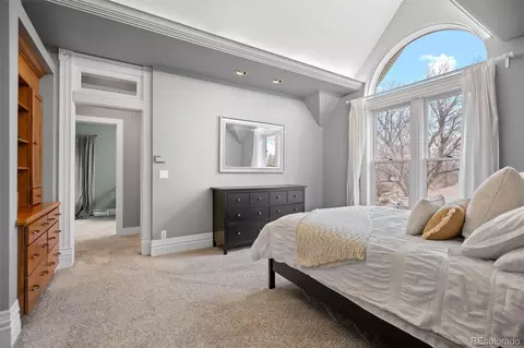 Bedroom - 1632 Vine St, Denver, CO 80206 photo 3 of 6