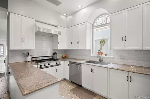 Kitchen - 1632 Vine St, Denver, CO 80206 photo 1 of 2