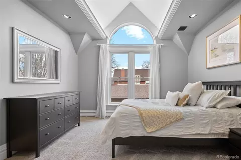 Bedroom - 1632 Vine St, Denver, CO 80206 photo 2 of 6