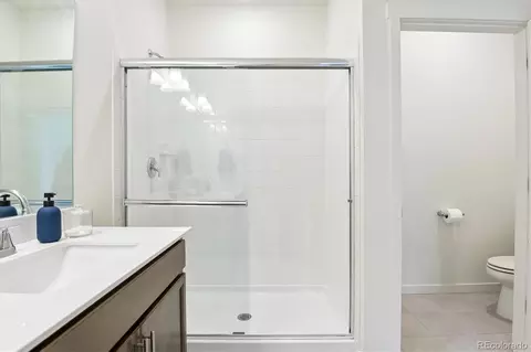 Bath - 8384 E 132nd Pl, Thornton, CO 80602 photo 2 of 4