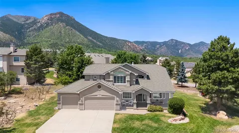 8310 Lauralwood Ln, Colorado Springs, CO 80919