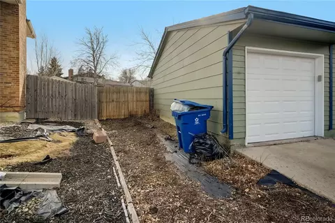 Exterior - 17796 E Mexico Dr, Aurora, CO 80017 photo 6 of 6