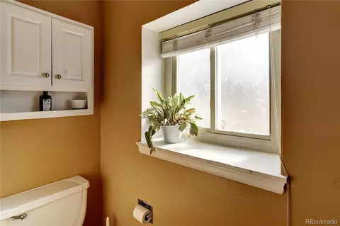 Bath - 17796 E Mexico Dr, Aurora, CO 80017 photo 3 of 3