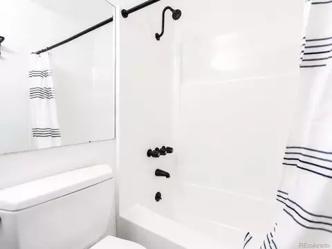 Bath - 1111 Maxwell Ave #233, Boulder, CO 80304 photo 3 of 3