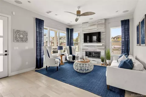 888 S Valentia St #104, Denver, CO 80247