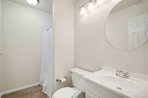 Bath - 19366 E Amherst Dr, Aurora, CO 80013 photo 2 of 4