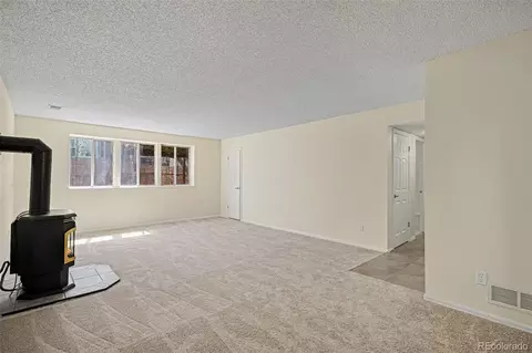 Living - 19366 E Amherst Dr, Aurora, CO 80013 photo 5 of 7