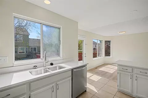 Kitchen - 19366 E Amherst Dr, Aurora, CO 80013 photo 2 of 3