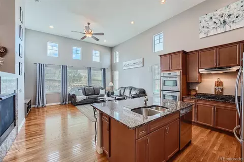 Kitchen - 6765 S Quantock Way, Aurora, CO 80016 photo 2 of 3