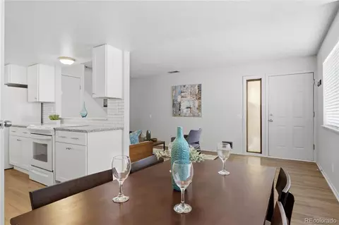 Dining - 9195 E Lehigh Ave #183, Denver, CO 80237 photo 3 of 4