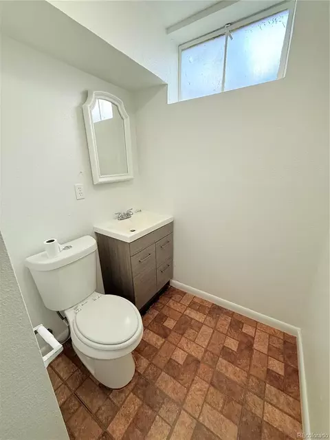 Bath - 7610 Tejon St, Denver, CO 80221 photo 2 of 3