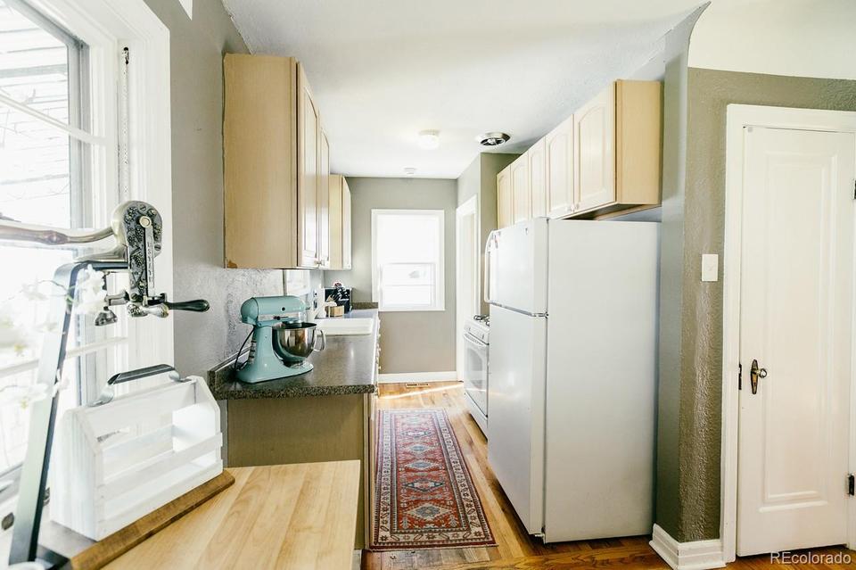  3520 S Emerson St, Englewood, CO 80113 photo 9