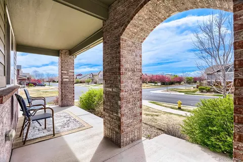 Exterior - 25283 E 2nd Ave, Aurora, CO 80018 photo 5 of 10