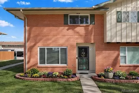 538 S Xenon Ct, Lakewood, CO 80228