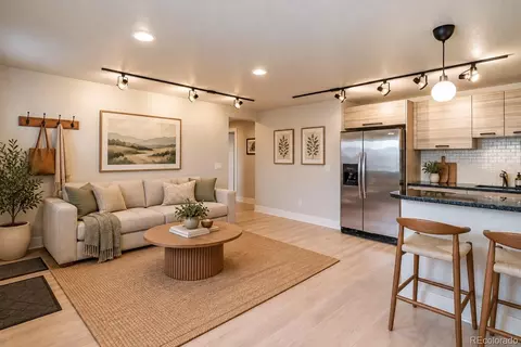 120 S Pennsylvania St #302, Denver, CO 80209