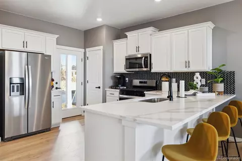 28670 E 8th Pl, Watkins, CO 80137 photo 8