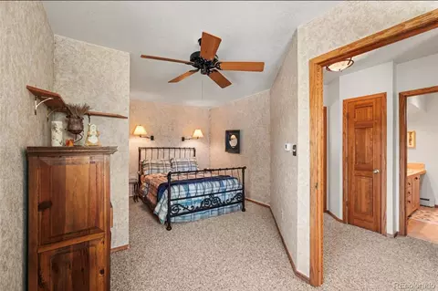 Bedroom - 1784 Deer Trail Rd, Boulder, CO 80302 photo 4 of 6
