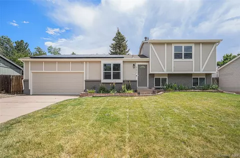 5696 S Robb St, Littleton, CO 80127