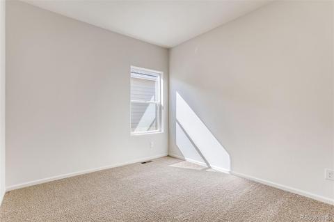 388 Maple St, Bennett, CO 80102 photo 16