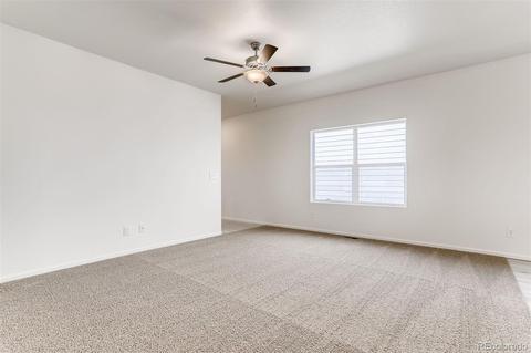 388 Maple St, Bennett, CO 80102 photo 5