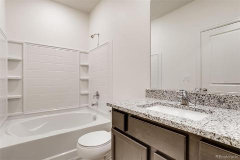 388 Maple St, Bennett, CO 80102 photo 15