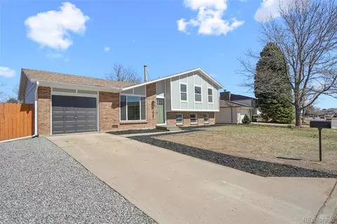 9457 W Hamilton Dr, Lakewood, CO 80227