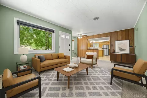 1132 Boston St, Aurora, CO 80010