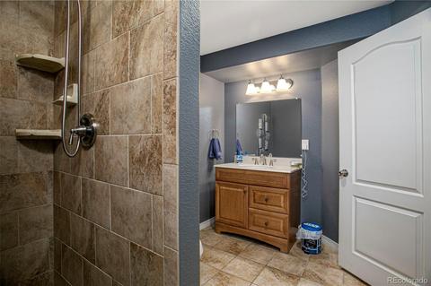 24424 E 4th Dr, Aurora, CO 80018 photo 19