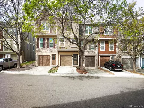 8247 S Fillmore Cir, Centennial, CO 80122