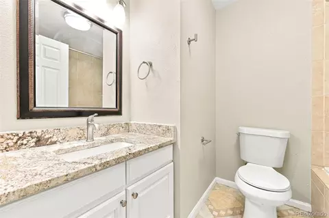 Bath - 17454 E Prentice Cir, Centennial, CO 80015 photo 2 of 5