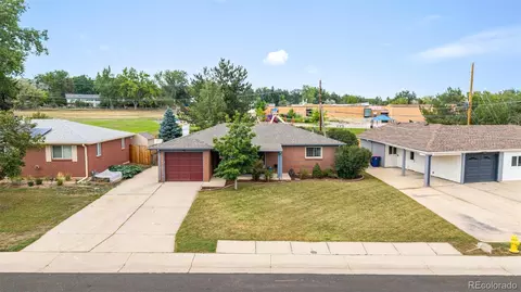 945 E 10th Ave, Broomfield, CO 80020
