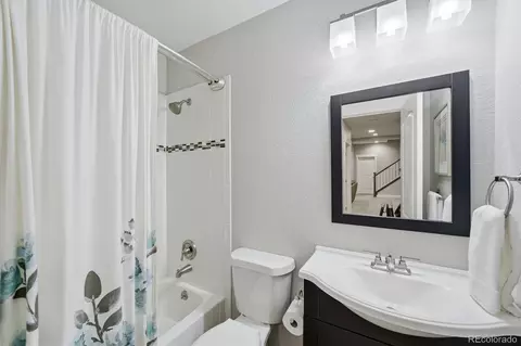 Bath - 8026 E 35th Ave, Denver, CO 80238 photo 4 of 5