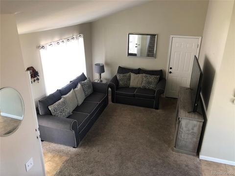 4561 Eugene Way, Denver, CO 80239 photo 2