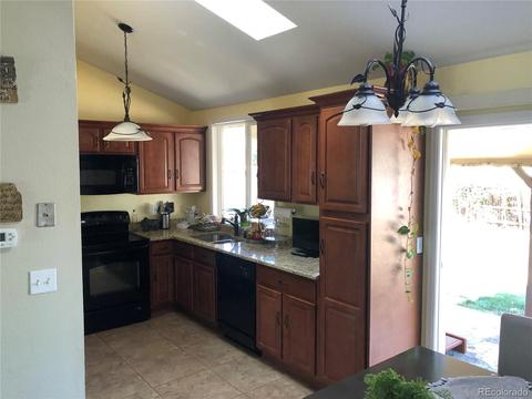 4561 Eugene Way, Denver, CO 80239 photo 5