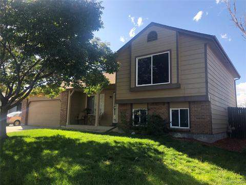 4561 Eugene Way, Denver, CO 80239 photo 1