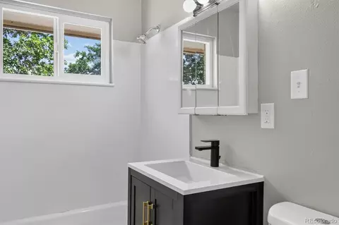 Bath - 12920 E 13th Pl, Aurora, CO 80011 photo 1 of 2