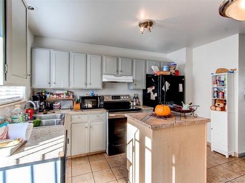 15717 E 13th Pl, Aurora, CO 80011 photo 8