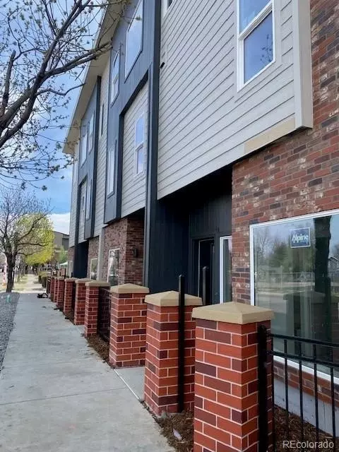 5776 W 38th Ave, Wheat Ridge, CO 80212