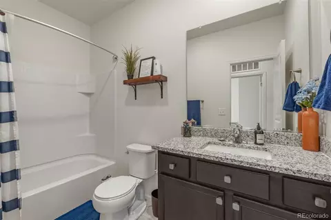 Bath - 319 Walnut St, Bennett, CO 80102 photo 4 of 4