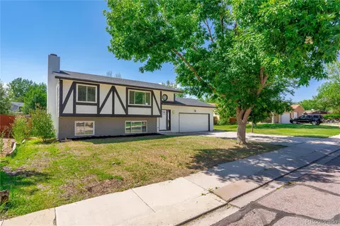 2330 Heathercrest Dr, Colorado Springs, CO 80915