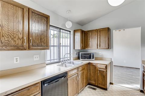 732 S Eagle St, Aurora, CO 80012 photo 12