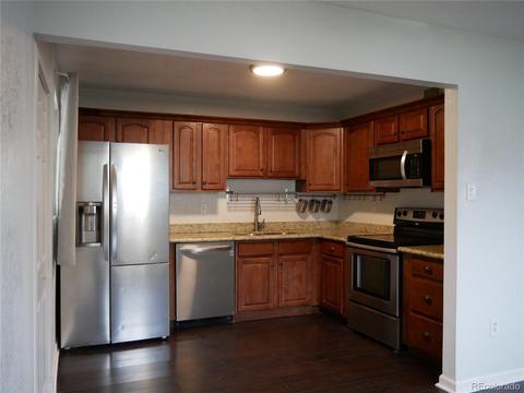 939 Wheeling St, Aurora, CO 80011 photo 6