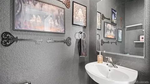 Bath - 7332 E Big Thompson Cir, Frederick, CO 80530 photo 3 of 3