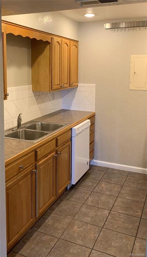 14228 E 1st Dr #C06, Aurora, CO 80011 photo 3