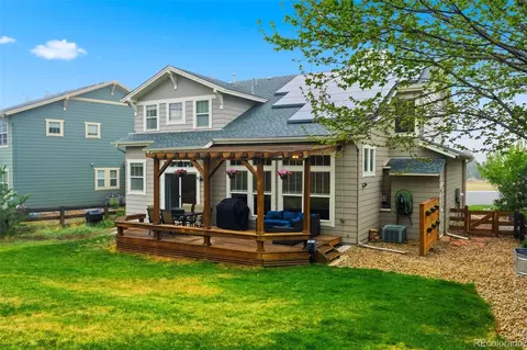 Exterior - 25295 E Park Crescent Dr, Aurora, CO 80016 photo 2 of 9