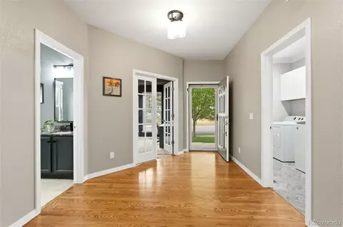 Entry Way - 25295 E Park Crescent Dr, Aurora, CO 80016 photo 2 of 3