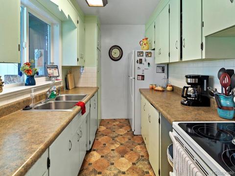 4251 E Dickenson Pl, Denver, CO 80222 photo 15