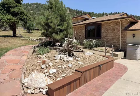 Exterior - 6482 S Valley Dr, Morrison, CO 80465 photo 2 of 13