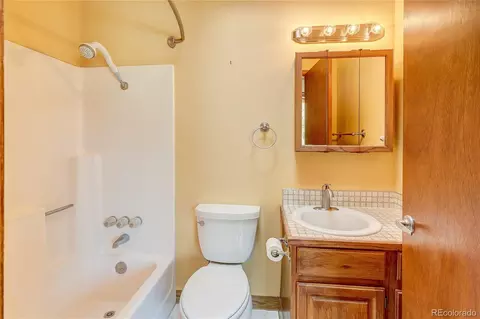 Bath - 6482 S Valley Dr, Morrison, CO 80465 photo 3 of 3