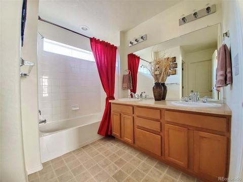 25871 E 3rd Pl, Aurora, CO 80018 photo 11